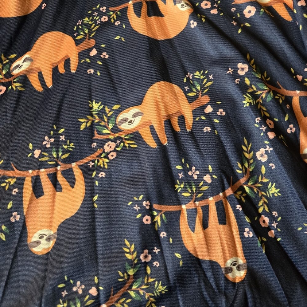 Navy blue sloth mini skirt - Picture 4 of 9